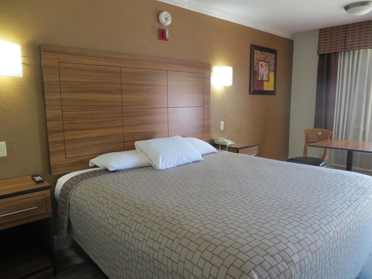 Palace Inn South Wayside 休斯敦 外观 照片