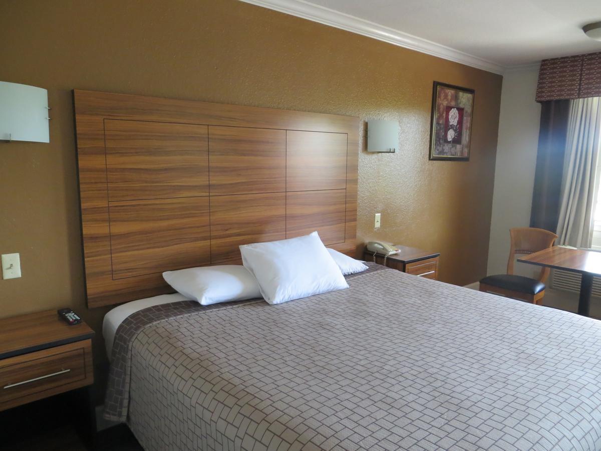 Palace Inn South Wayside 休斯敦 外观 照片